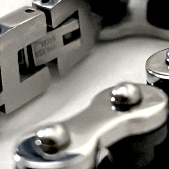 Men’s 9” Silver & Black Stainless Steel Bike Chain Bracelet - Picture 4 of 7